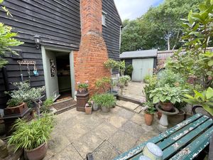Teddy Bear Cottage- click for photo gallery